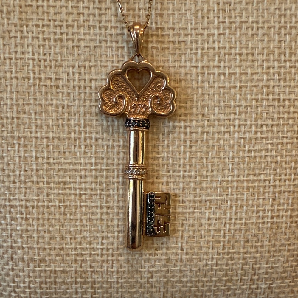 EFFY 14k rose gold key necklace almost 9 grams - Picture 5 of 14